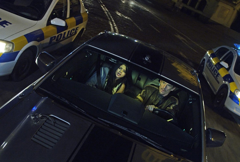 Ethan Hawke y Selena Gomez en Tiempo en contra