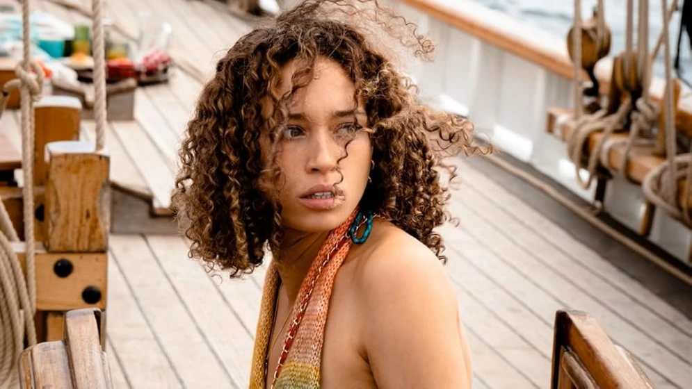 Ella-Rae Smith en into-the-deep