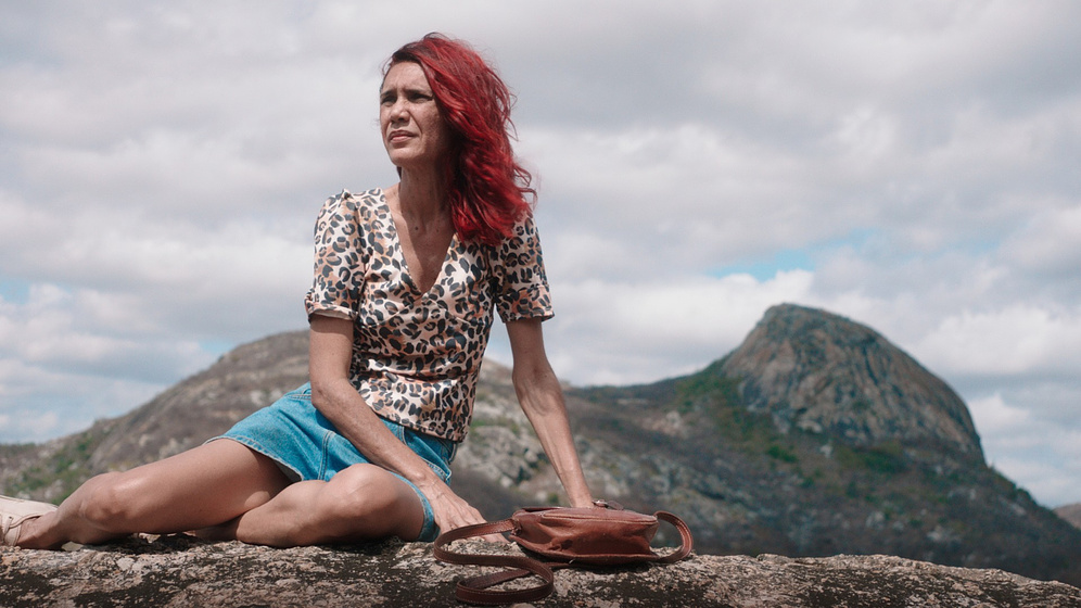 Veronica Cavalcanti en i-built-a-rocket-imagining-your-arrival