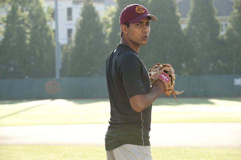 Suraj Sharma en El Chico del millón de dólares