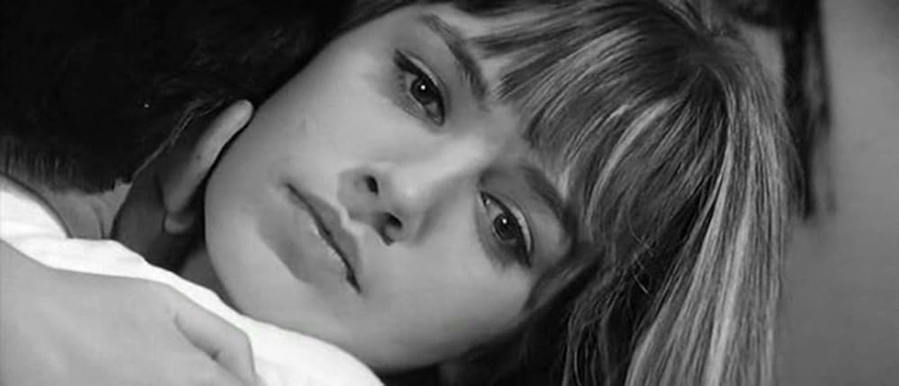 Catherine Spaak en El Deseo Loco