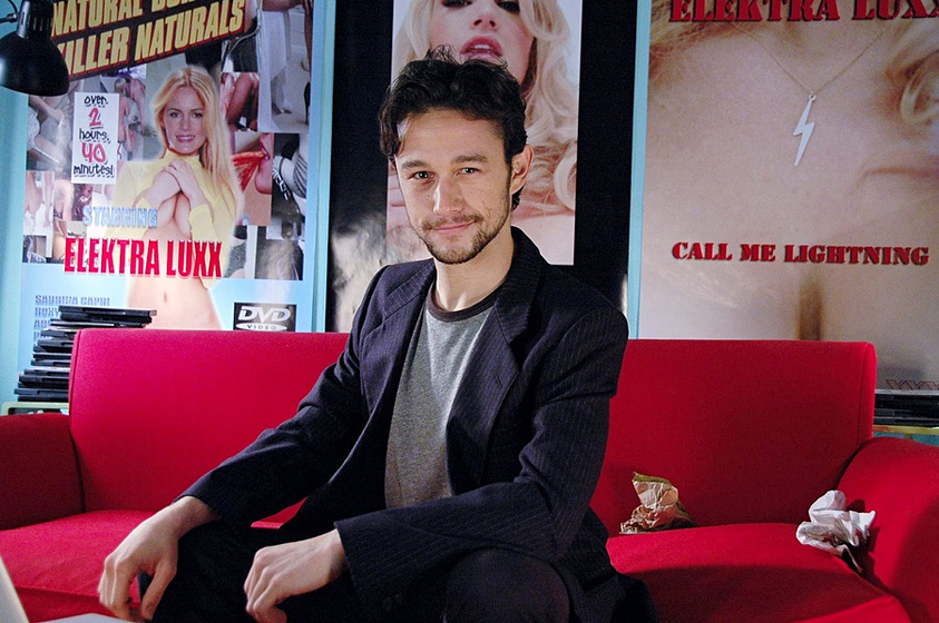 Joseph Gordon-Levitt en Elektra Luxx