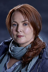photo of person Laura Innes