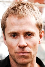 picture of actor Travis McMahon
