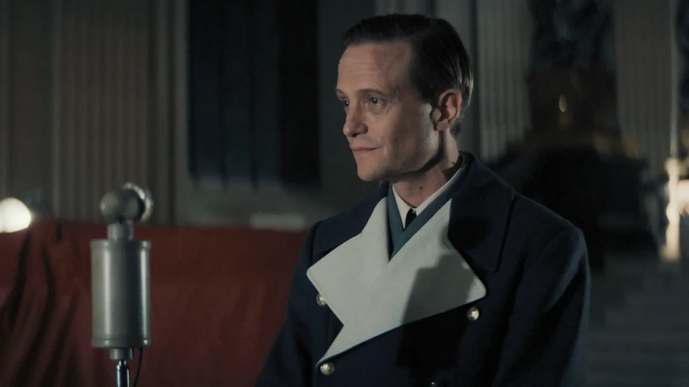 August Diehl en the-rays-and-shadows