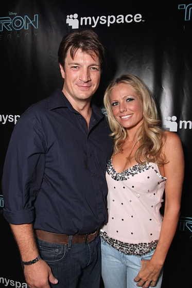 Nathan Fillion en Tron Legacy (Fiesta Myspace. Julio 2010)