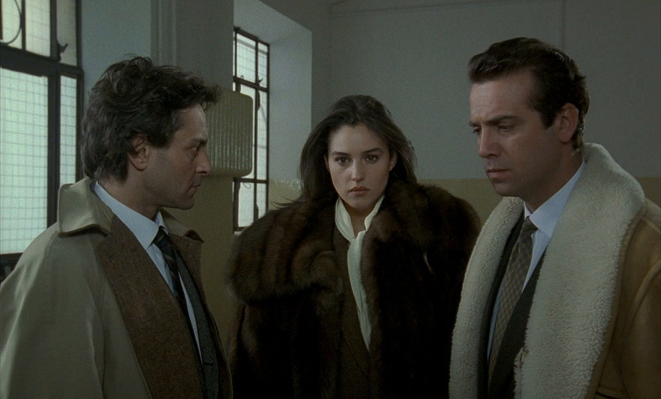 Monica Bellucci, Massimo Ghini y Federico Pacifici en La Rifa