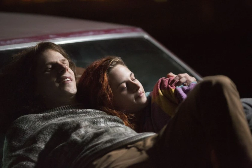 Kristen Stewart y Jesse Eisenberg en american-ultra