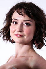 picture of actor Milana Vayntrub