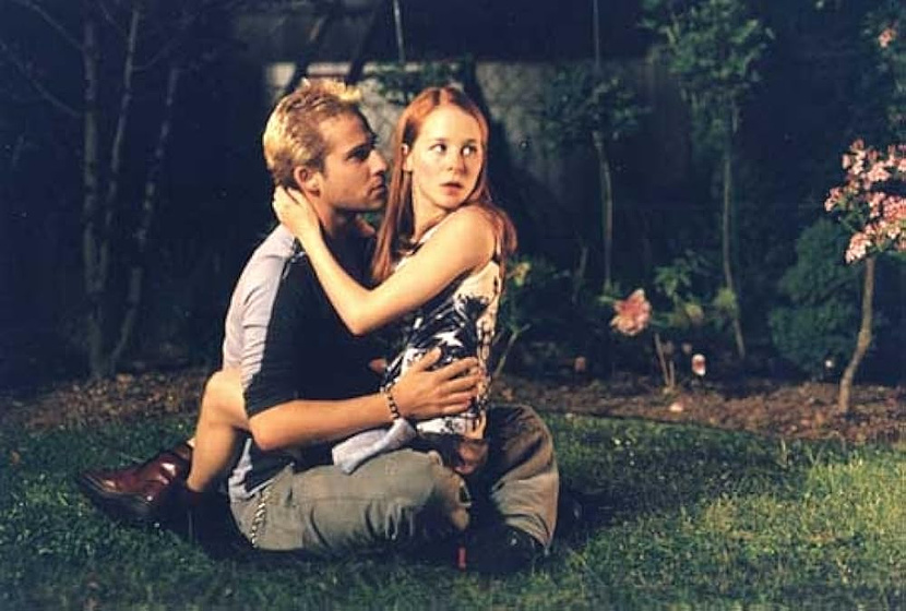 Niels-Bruno Schmidt y Jasmin Schwiers en No More School