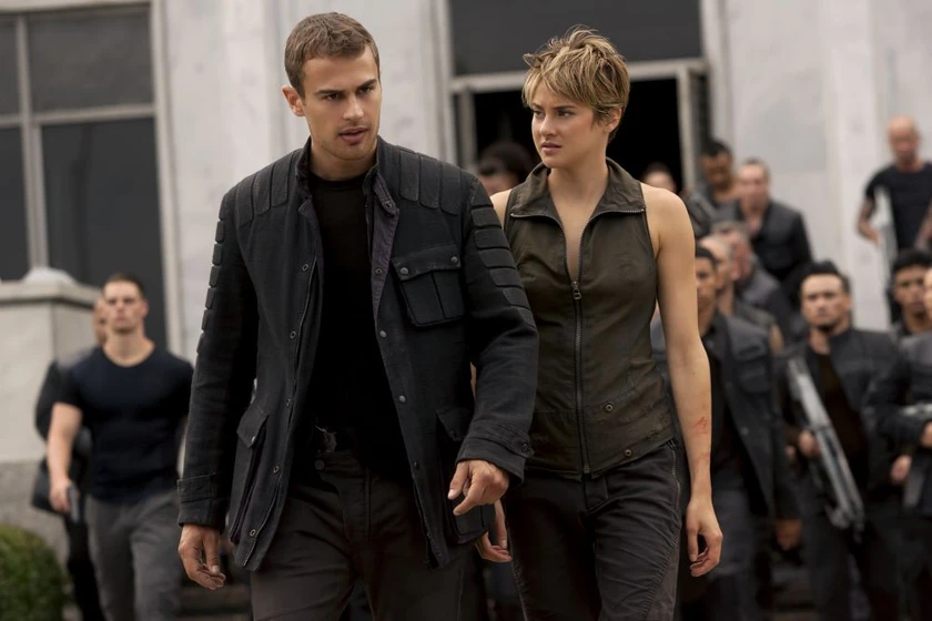 Shailene Woodley y Theo James en Insurgente