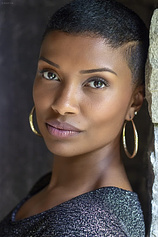 picture of actor Samantha Walkes