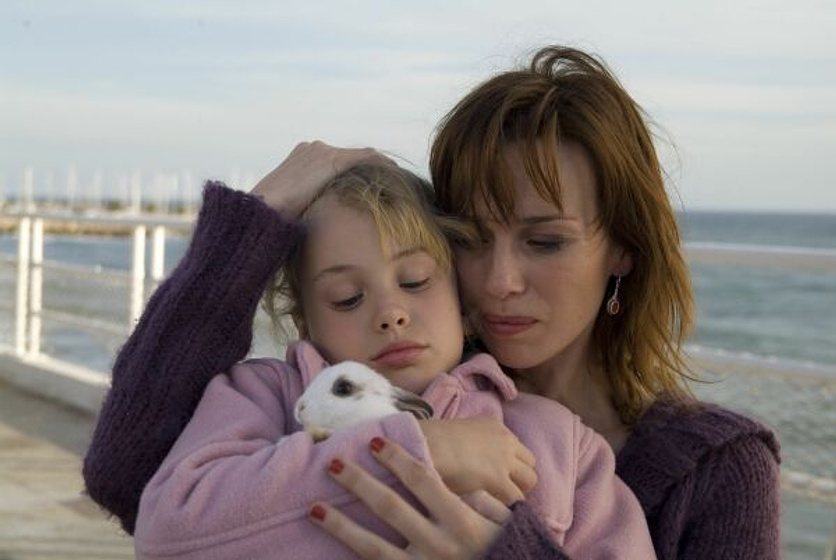 Ariadna Gil y Violeta Rodríguez [II] en Quiéreme