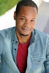 picture of actor Garikayi Mutambirwa