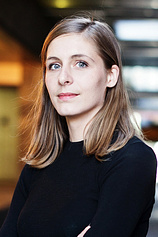 photo of person Eleanor Catton