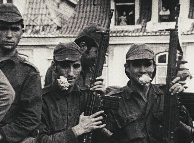 Imagen de Scenes from the Class struggle in Portugal