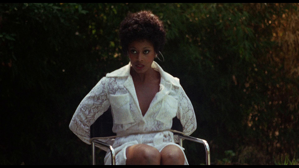 Marilyn Joi en Mean Mother