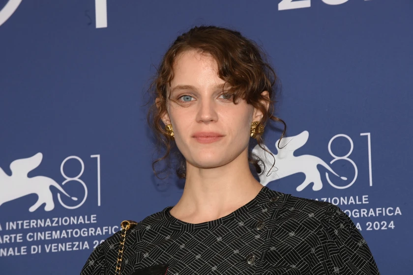 Carlotta Gamba en vermiglio (Festival de Venezia. Septiembre 2024)