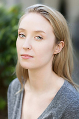 picture of actor Lily Loveless