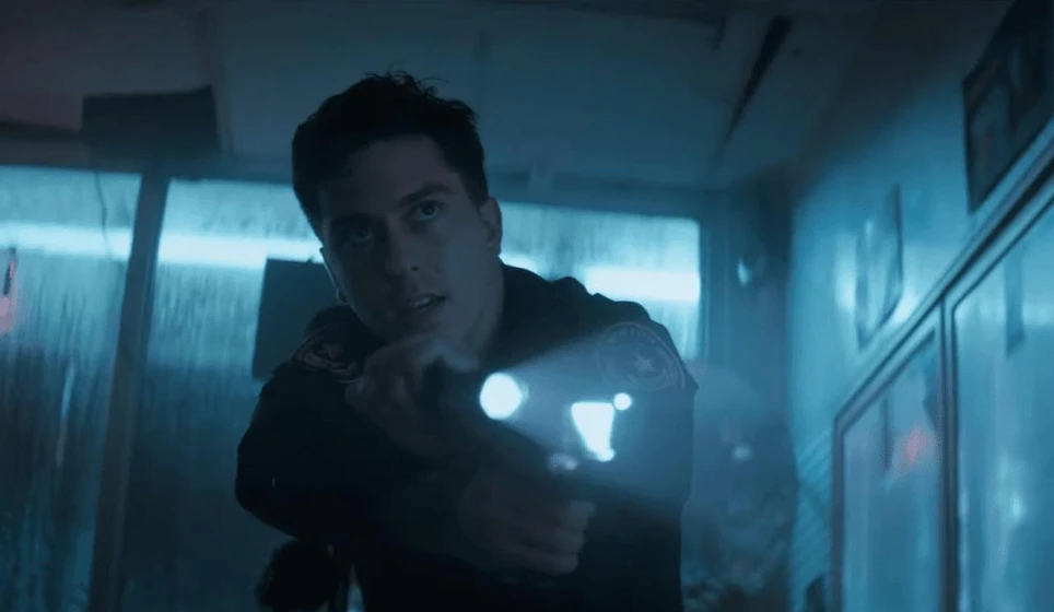 Nat Wolff en camara-policial