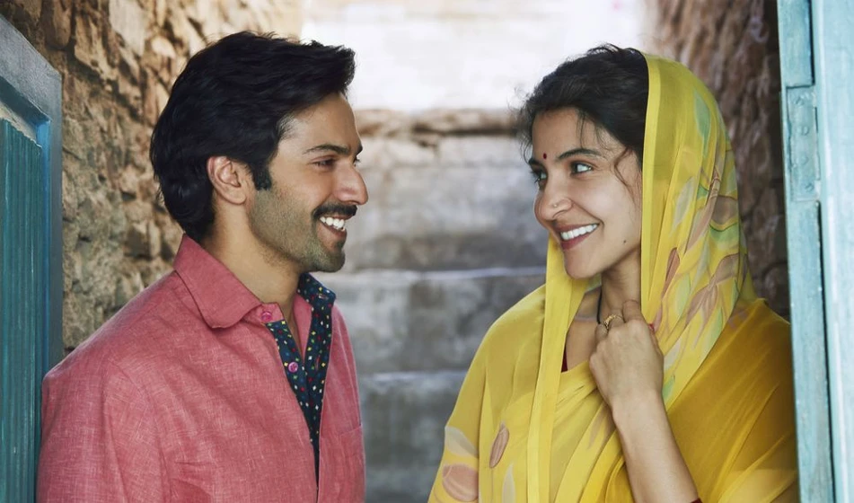 Anushka Sharma y Varun Dhawan en made-in-india-sui-dhaaga