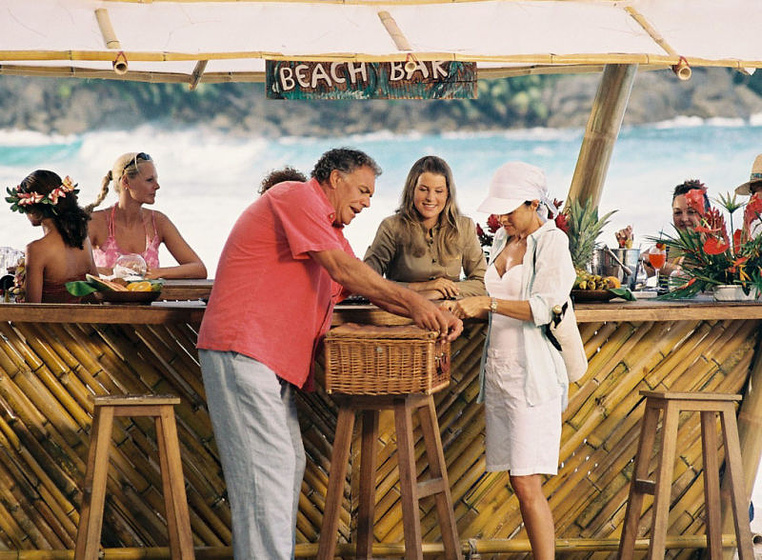Anja Kruse y Christian Kohlund en Dream Hotel: Seychelles