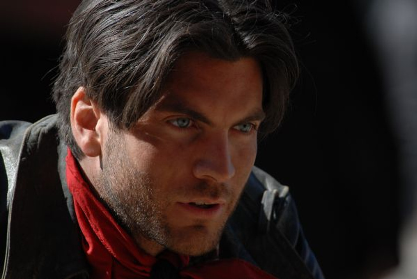 Wes Bentley en Encontrarás Dragones