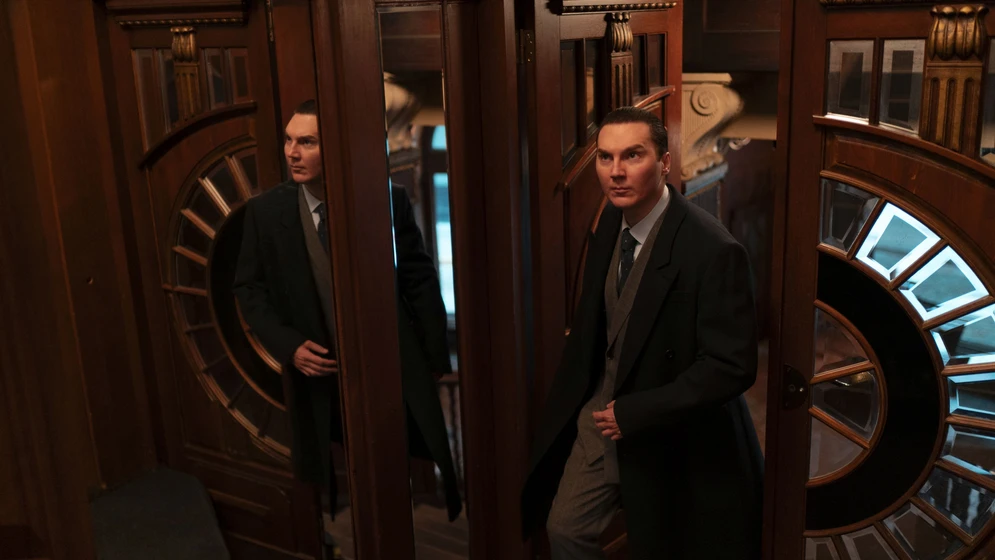 Paul Dano en el-mago-del-kremlin