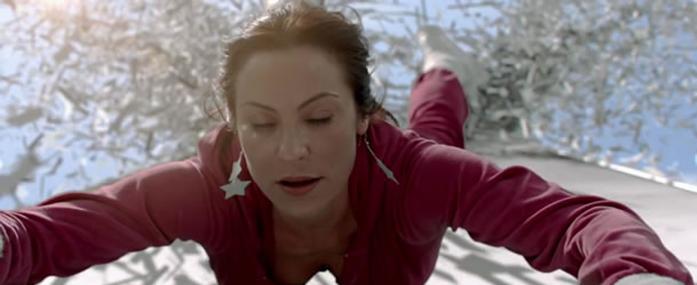 Heather Wahlquist en Yellow
