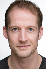 picture of actor Alex Freeborn