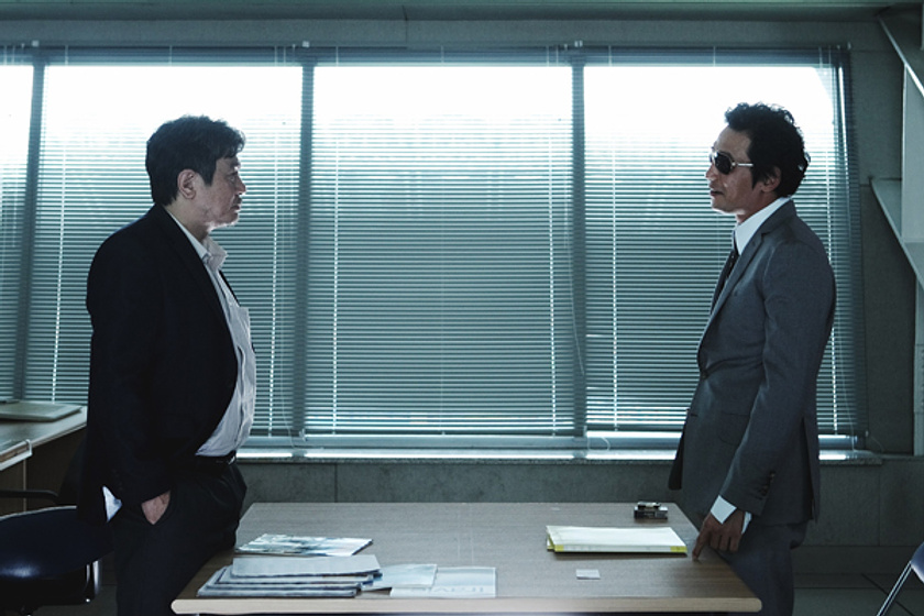 Jeong-min Hwang y Min-sik Choi en New World