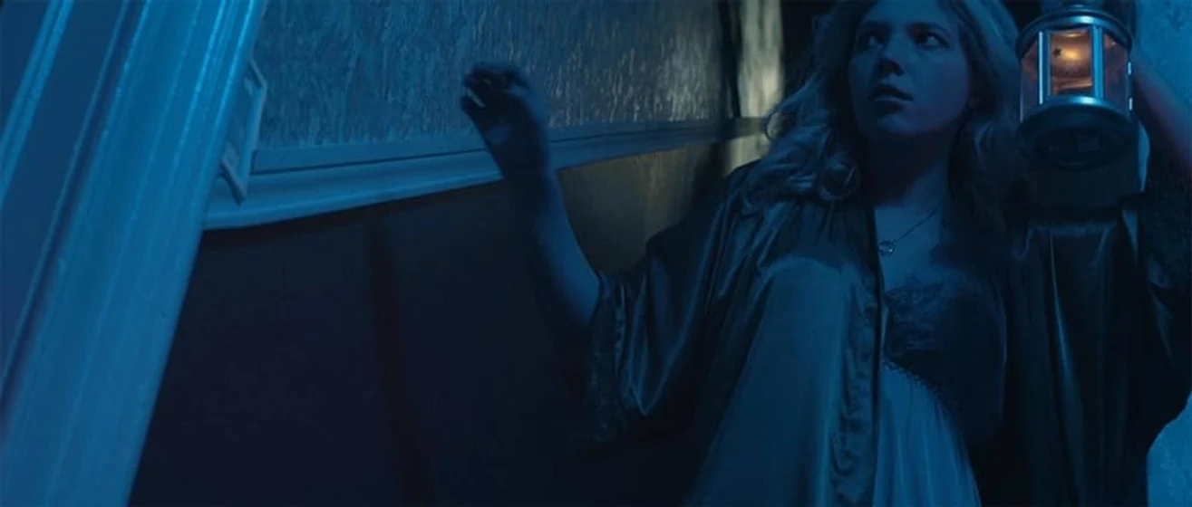 Chynna Rae Shurts en a-haunting-in-ravenwood