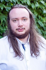 picture of actor Tom Pezier