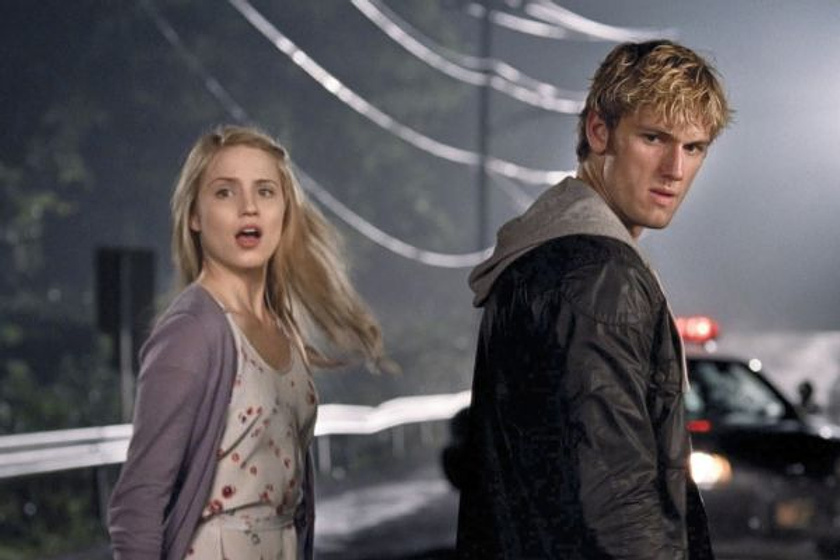 Alex Pettyfer y Dianna Agron en Soy el número cuatro