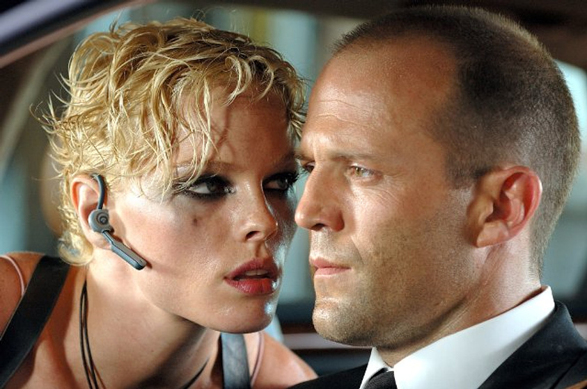 Jason Statham y Kate Nauta en Transporter 2