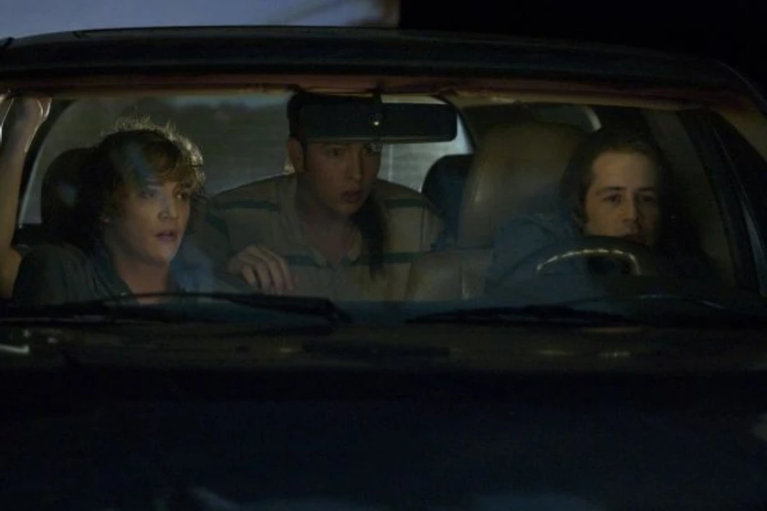 Michael Angarano y Nicholas Braun en Red State
