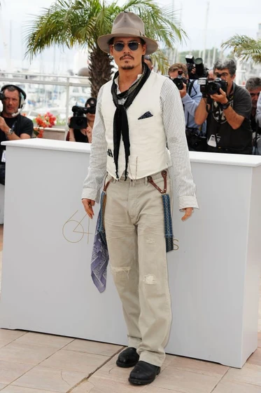 Johnny Depp en Piratas del Caribe: En Mareas Misteriosas (Premiere en Cannes. Mayo 2011)