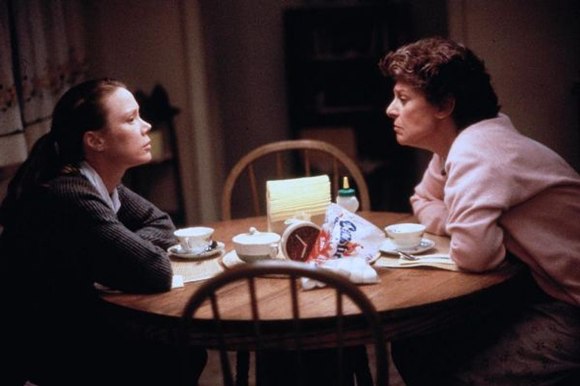Sissy Spacek y Anne Bancroft en Buenas Noches, Madre