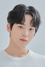 picture of actor Moon Seong-hyun