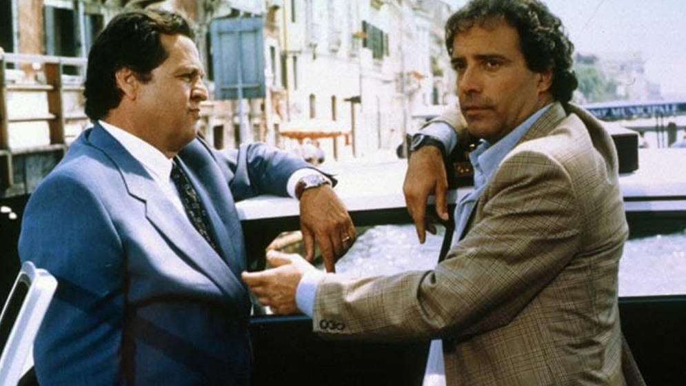 Renato Pozzetto y Enrico Montesano en piedipiatti