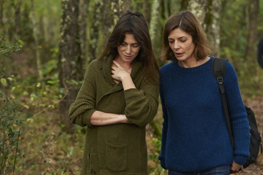 Charlotte Gainsbourg y Chiara Mastroianni en 3-corazones
