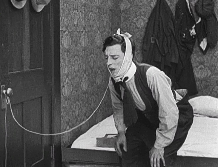 Buster Keaton en El Espantapájaros