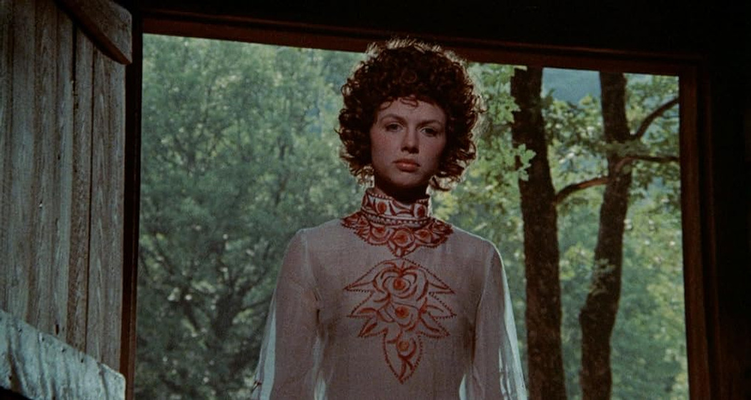 Haydée Politoff en queens-of-evil