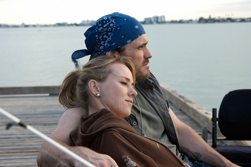 Matt Dillon y Naomi Watts en Sunlight Jr.