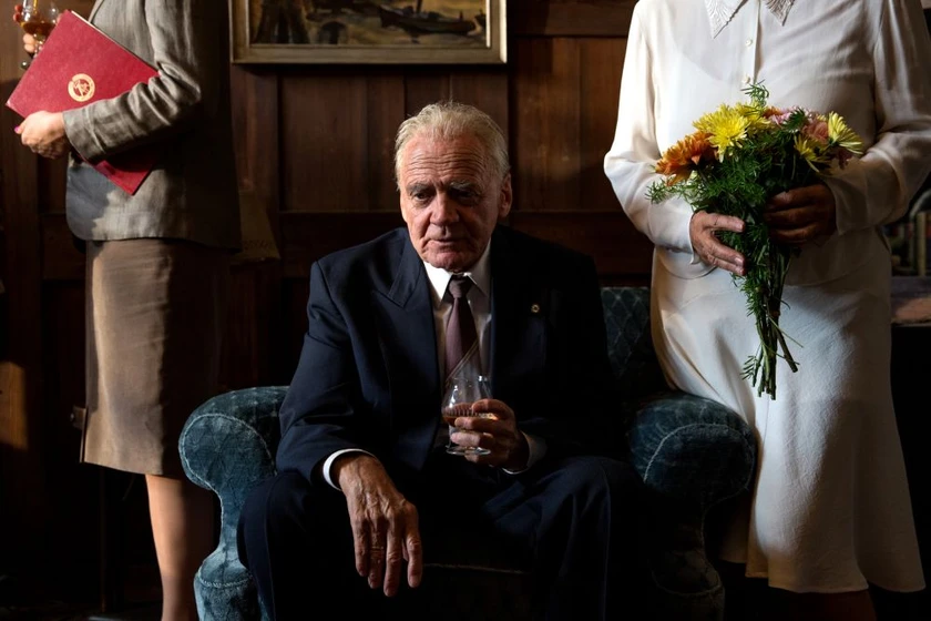 Bruno Ganz en en-tiempos-de-luz-menguante