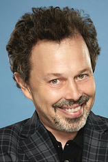 picture of actor Curtis Armstrong
