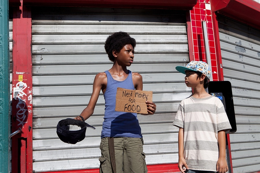 Ethan Dizon y Skylan Brooks en The Inevitable Defeat of Mister and Pete