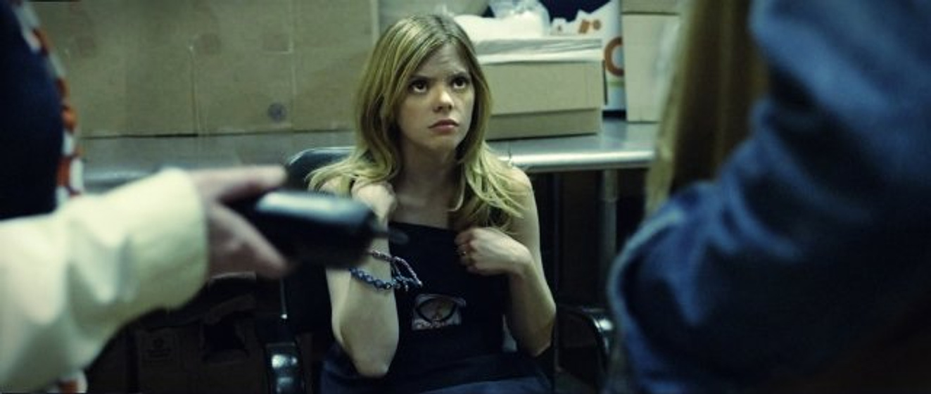 Dreama Walker en Compliance