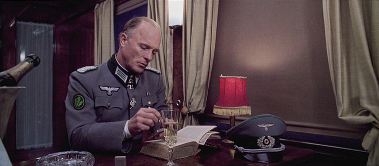 Ed Harris en Enemigo a las Puertas