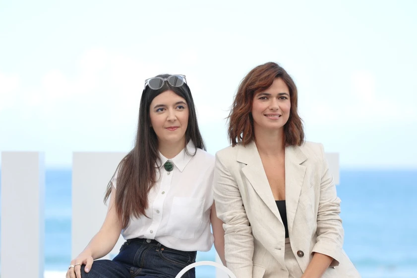 Joana Santos y Laura Carreira en on-falling (Festival de San Sebastián. Septiembre 2024)
